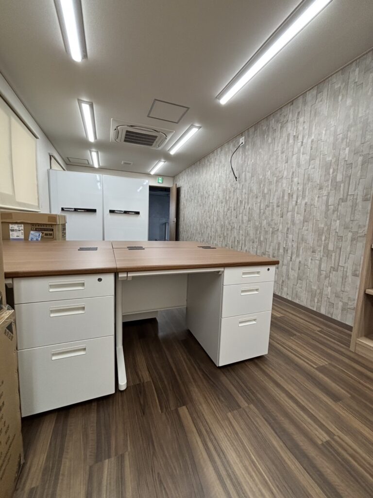 岸和田市の事務所をインテリアコーディネートしました
