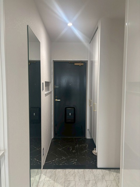 和泉市玄関部分のリフォーム完成写真