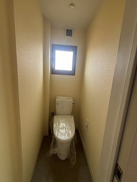 富田林市トイレ入替え内装もしました